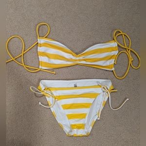 Victoria's Secret Bikini (Size Large)